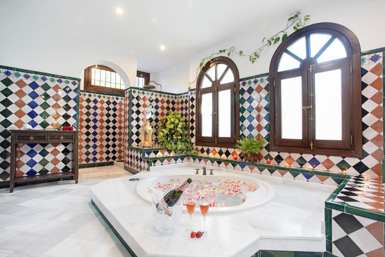 Morayma House Terrace With Views To Alhambra Villa กรานาดา ภายนอก รูปภาพ