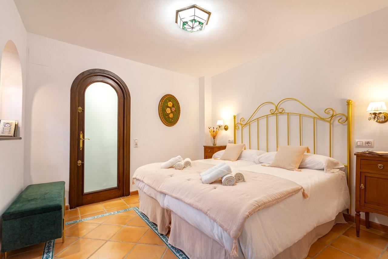 Morayma House Terrace With Views To Alhambra Villa กรานาดา ภายนอก รูปภาพ